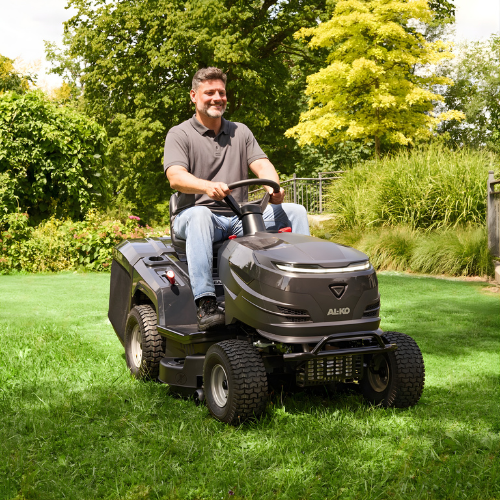 alko t 14 86,6 hd a easy pro uniwersalnosc zastosowania traktorkow do koszenia trawy alko